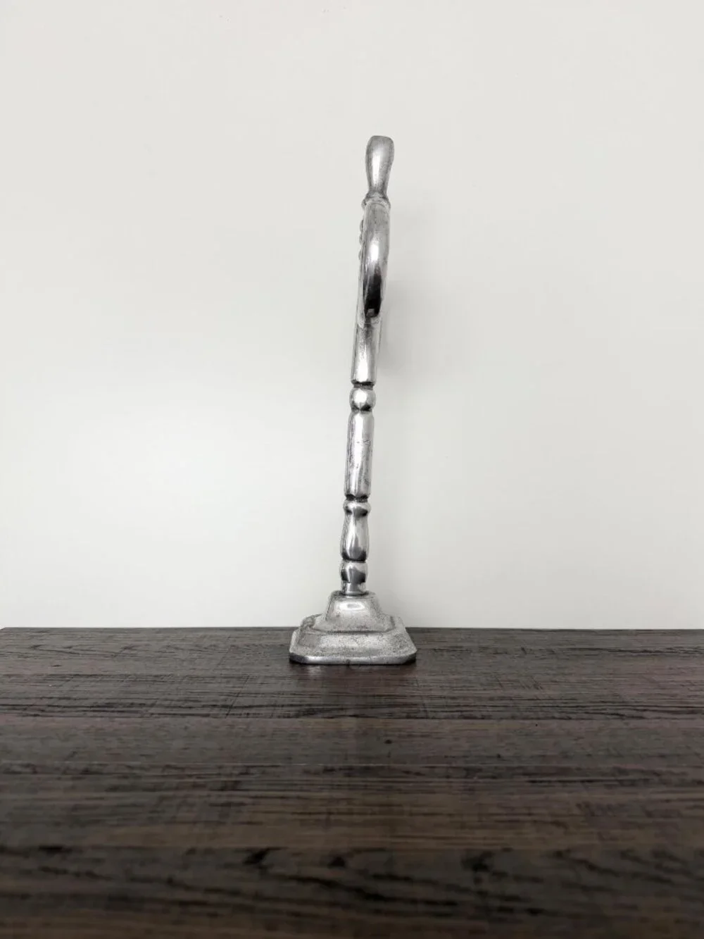 Vintage Scissor Shaped Freestanding Double Ring Towel Holder Cast Aluminum